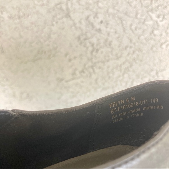 BareTraps Black Faux Leather Keyln Zip Booties - Picture 8 of 11